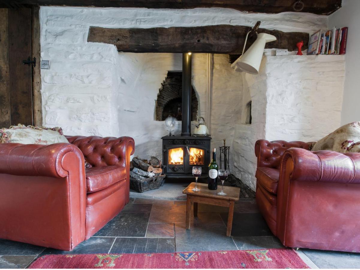 Ty Fferm Hen, Ancient Farmhouse, Coity Bach Talybont-on-Usk Dış mekan fotoğraf
